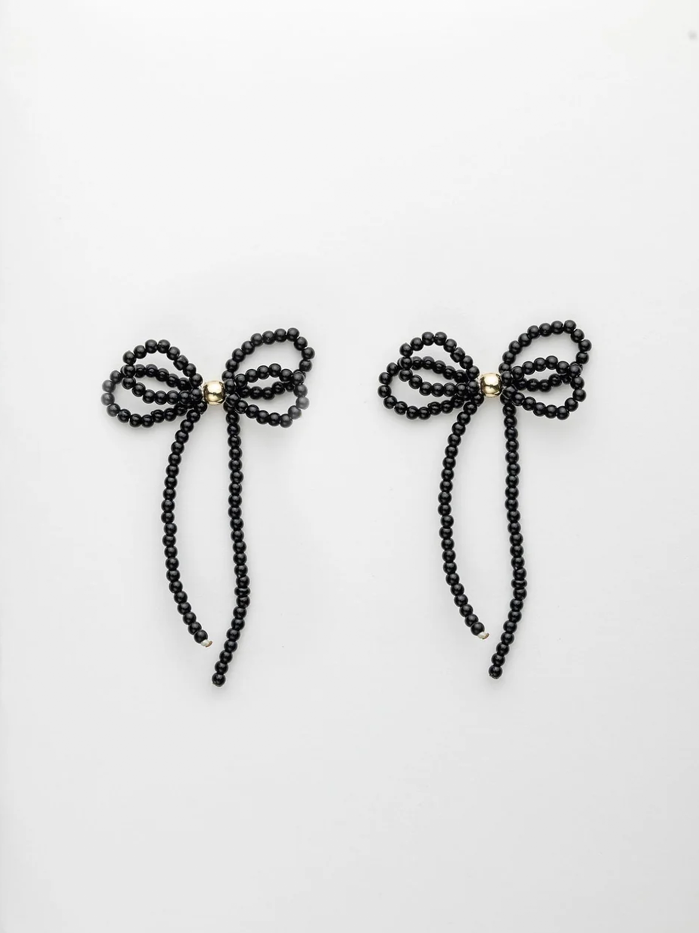 Pearl Bow Örhängen, Svart