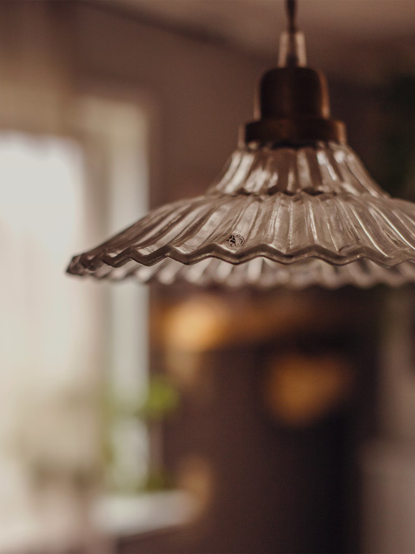 Gunilla Taklampa, Glas