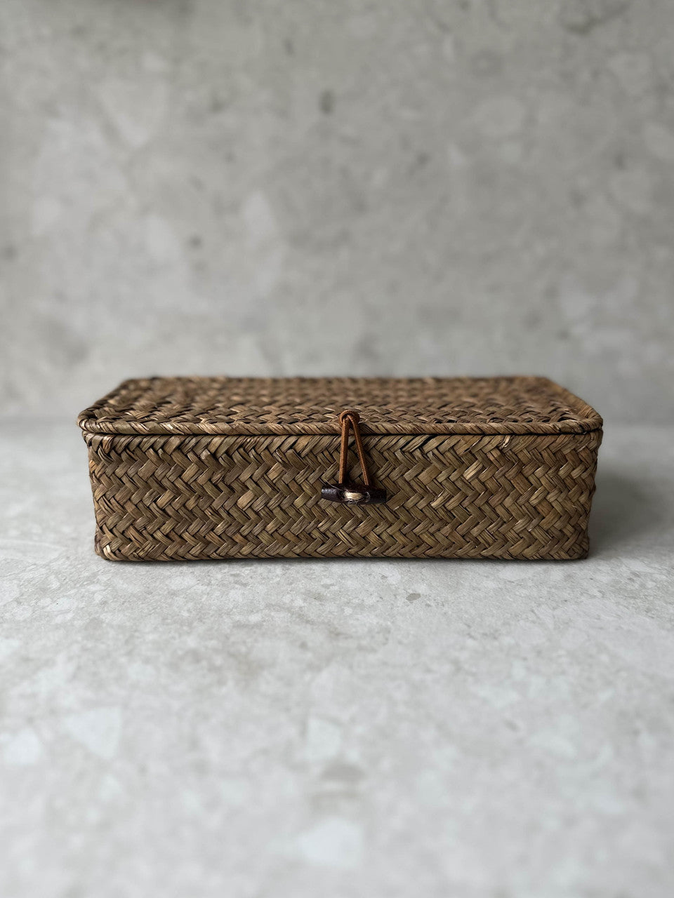 Agnes Korg med Lock, Liten Smal