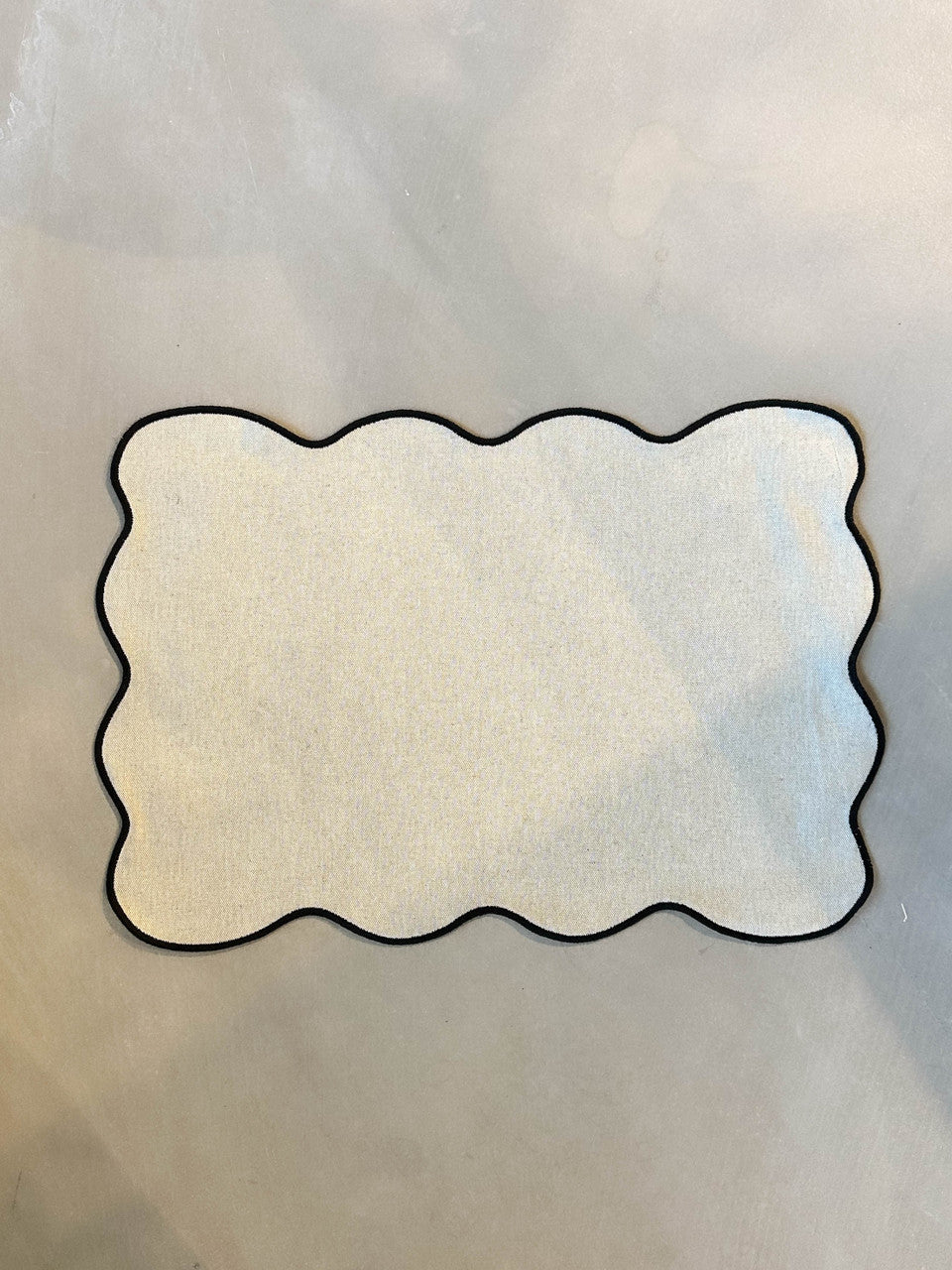 Underlägg, Natur/Svart Kant