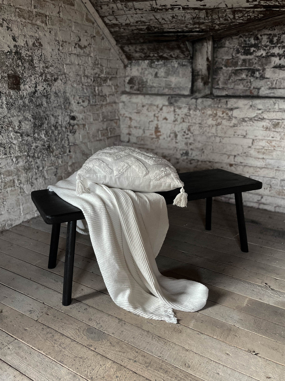 Svart Bänk, Lång (Endast i butik)