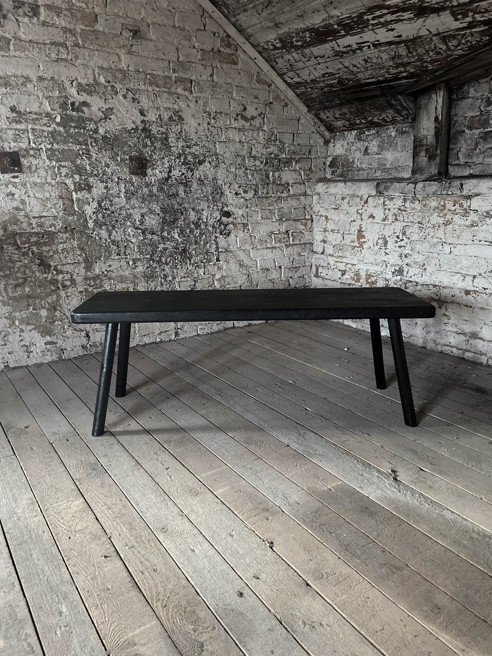 Svart Bänk, Lång (Endast i butik)