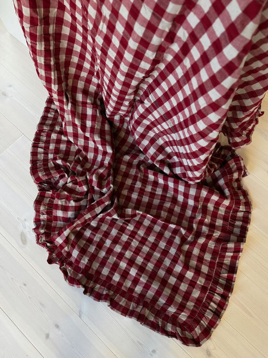 Lisa Rutig Duk, 140x250 cm, Röd