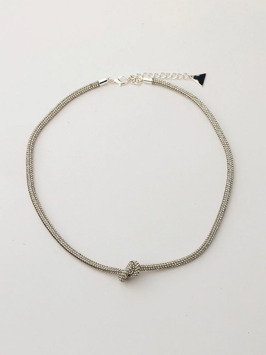 Carrie Halsband, Silver