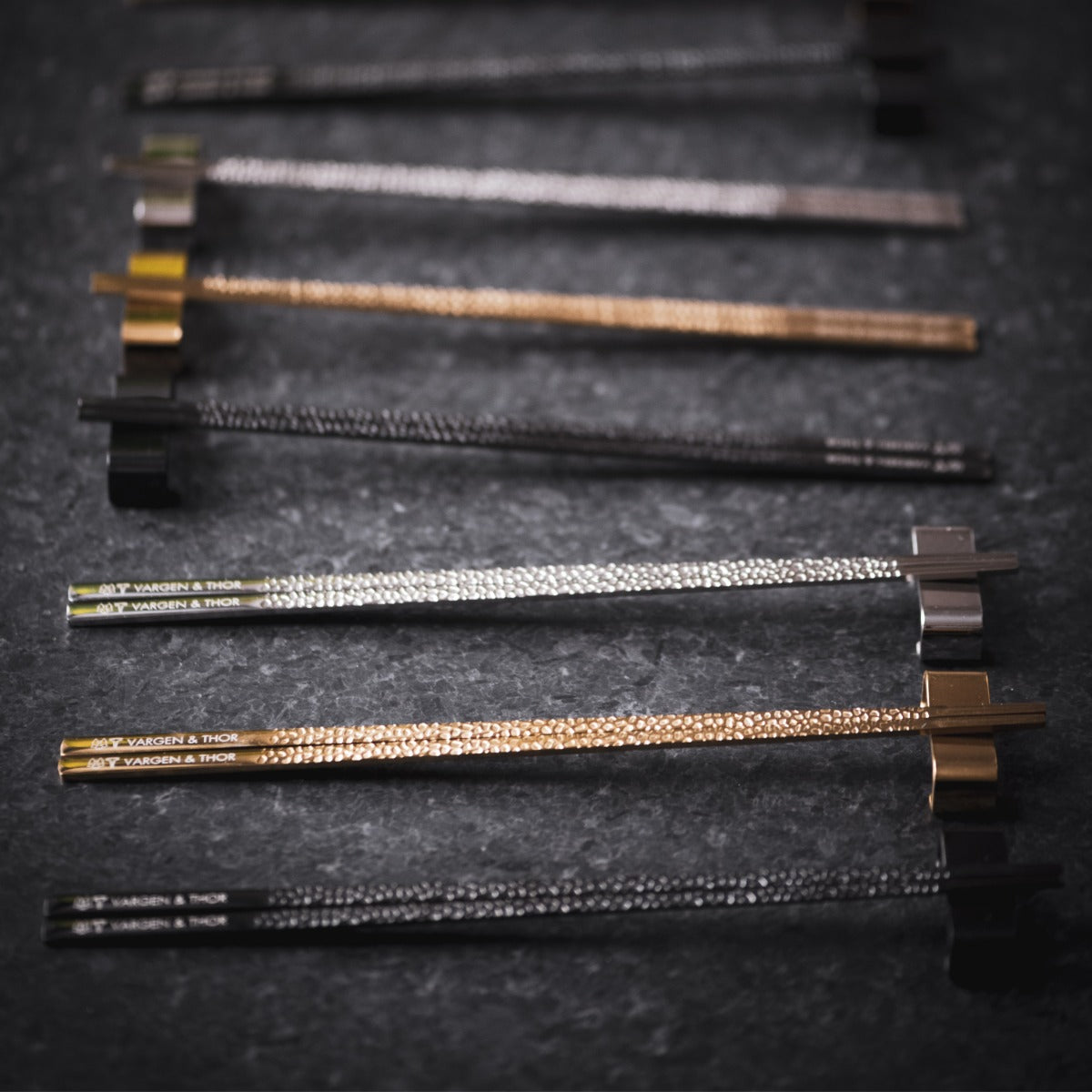 Chopsticks/Ätpinnar, 4 par + 4 ställ, Svart