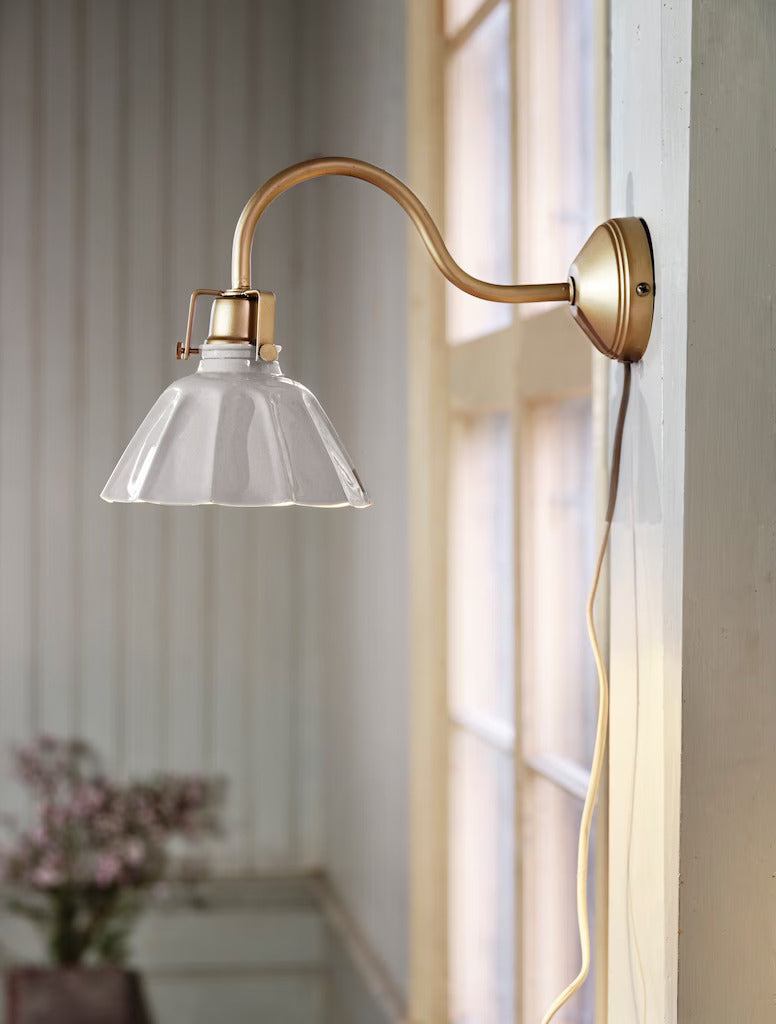 Vägglampa Margareta, Beige